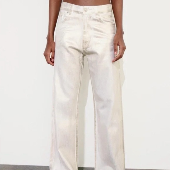 Zara TRF Mid Waist Loose Foil Jeans - Picture 3 of 4